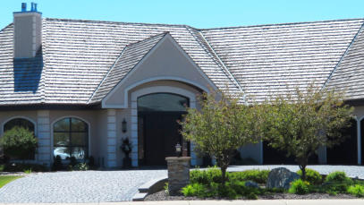 This is a picture of a home that was constructed by Slinkard Enterprise in Monkey Island OK where we were the General Contractor